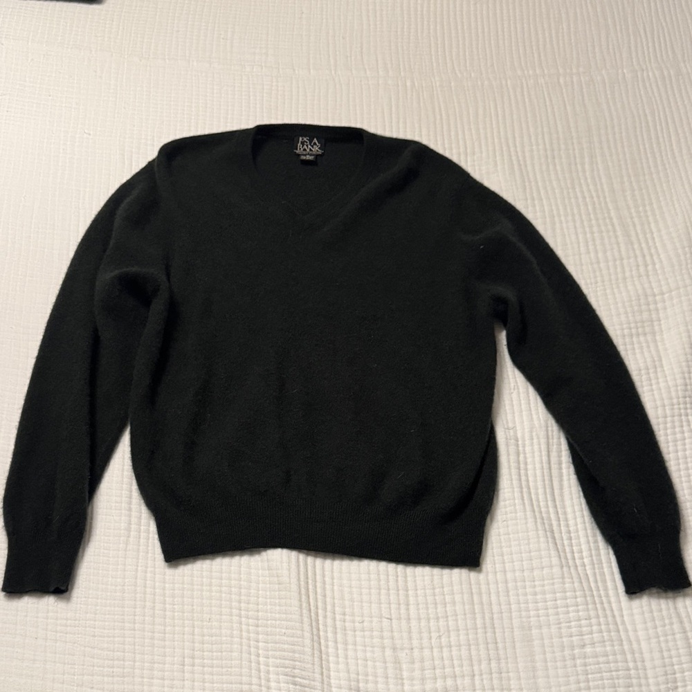 Jos. A. Bank Men's Dark Sweater V-Neck